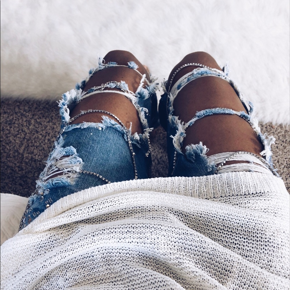 Distressed Rinestone Boyfriend Jeans - Picture 2 of 4
